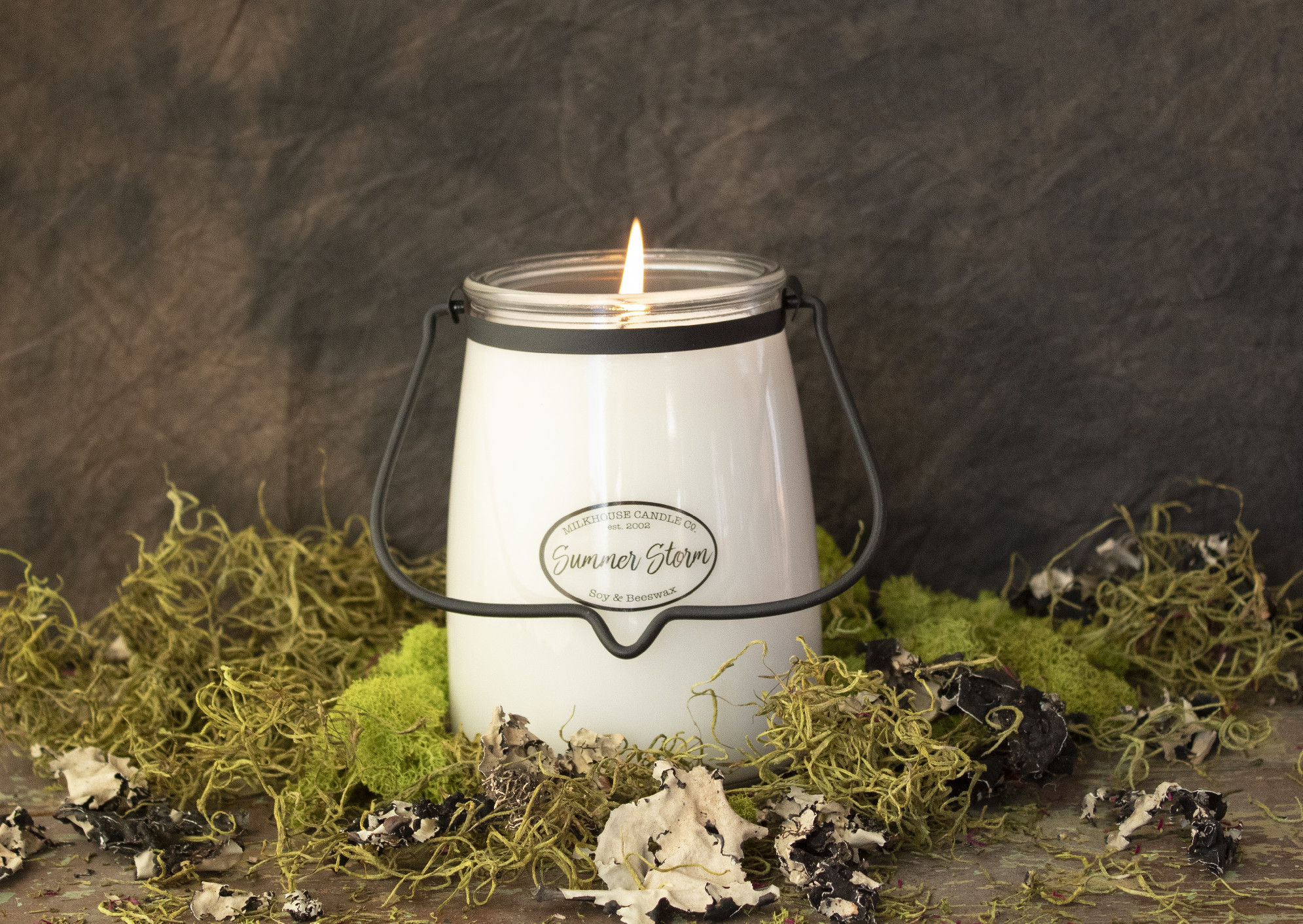 MILKHOUSE CANDLE Summer Storm mirisna svijeća BUTTER JAR (624 g)